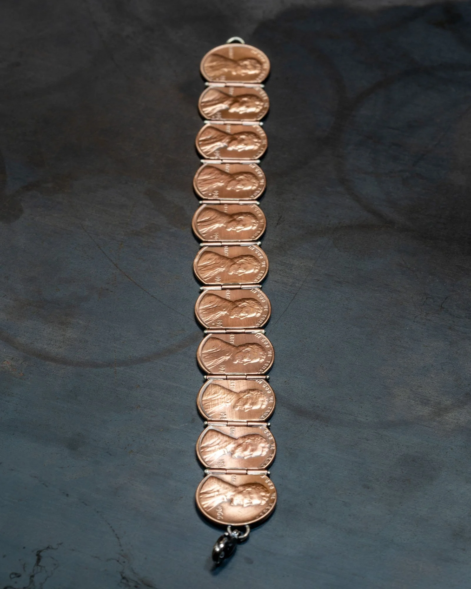 Bracelet_AbeHinged_4.jpg
