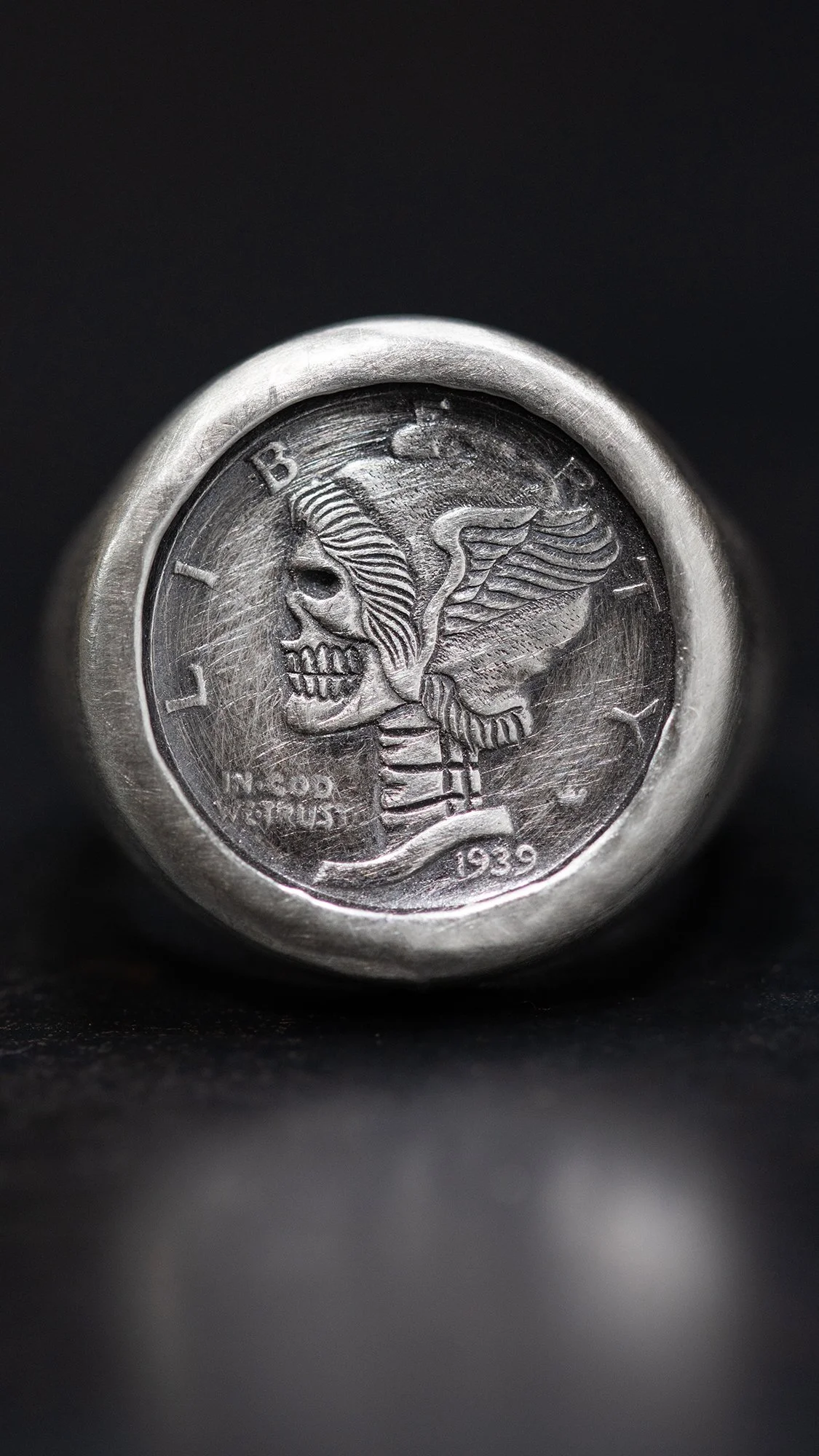 LibertySkull_CoinRing_1_9x16.jpg