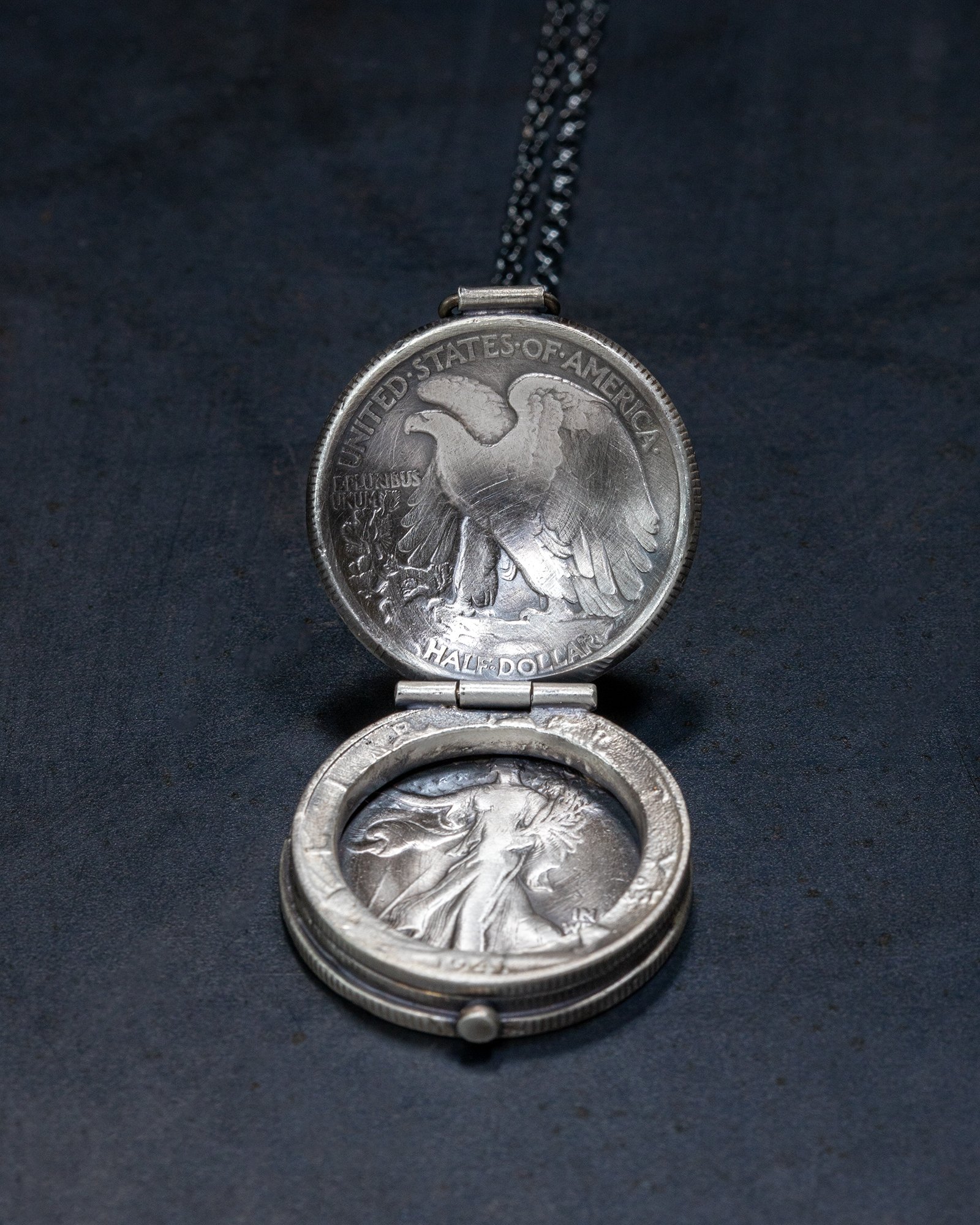 WalkingLibertyLocket_6.jpg