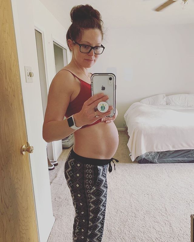 Officially in the 3rd trimester 🎉🎉 Which means we have just under 3 months to get this new house into baby-livable conditions 😬 #homestretch #28weekspregnant #julybaby