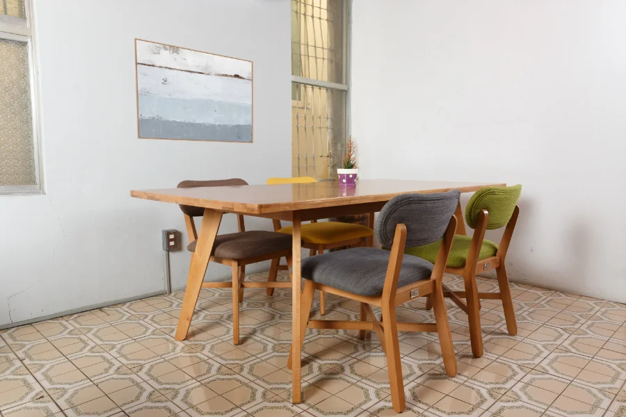 Harmony Dining Set 05.jpg