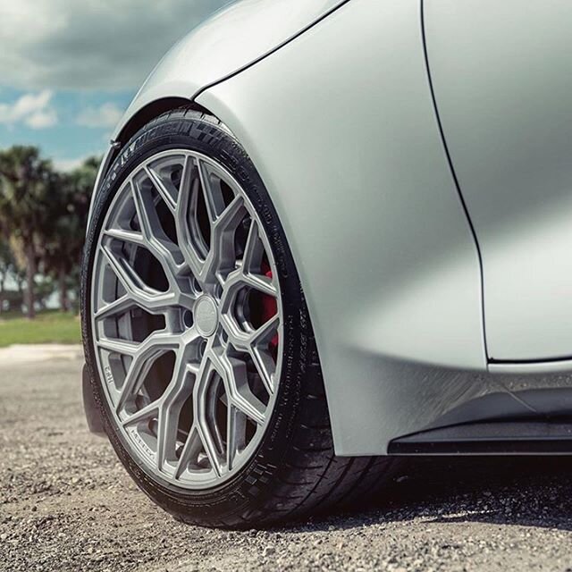 Customers who are car enthusiasts always make good decisions @obeato . #GRSupra on HF-2 wheels thanks @vossen for the photo shoot 📸: #vossen #supra #toyotasupra #engineeredart .
.
.
#customcars #customwheels #miamicars #cars247