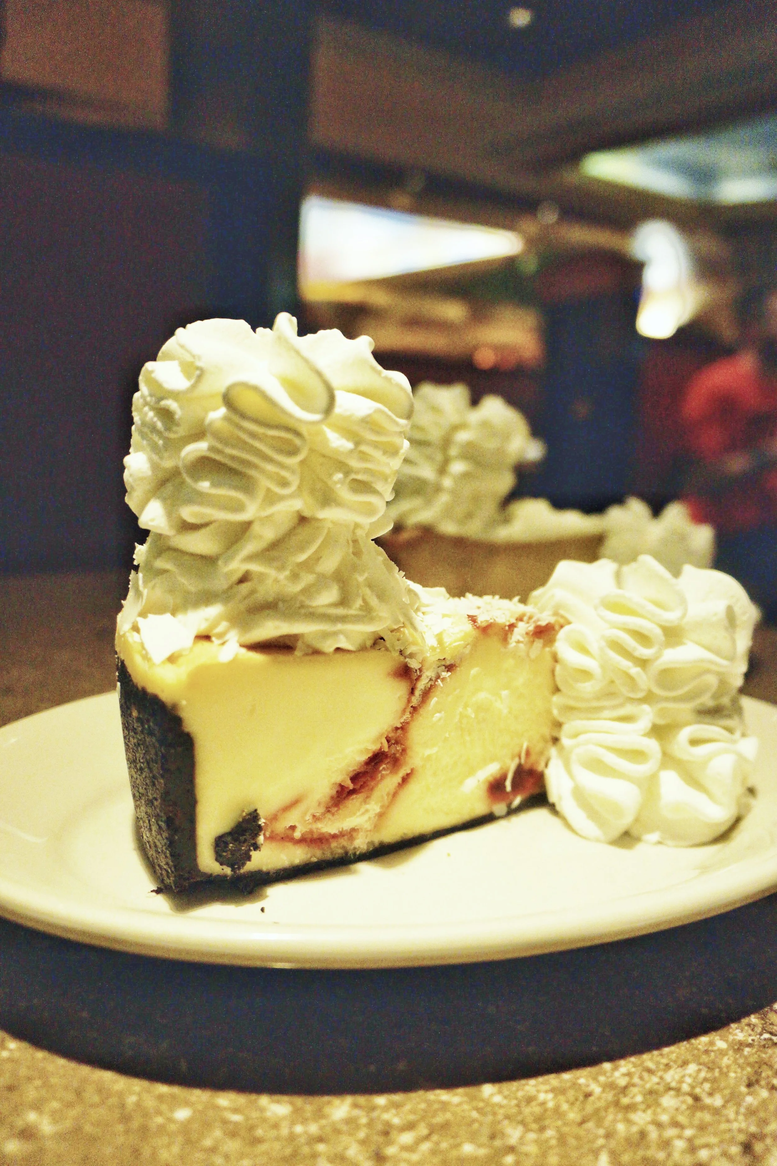White Chocolate & Raspberry Cheesecake 