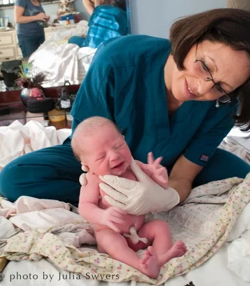 What Questions Should You Ask When Interviewing A Midwife? 