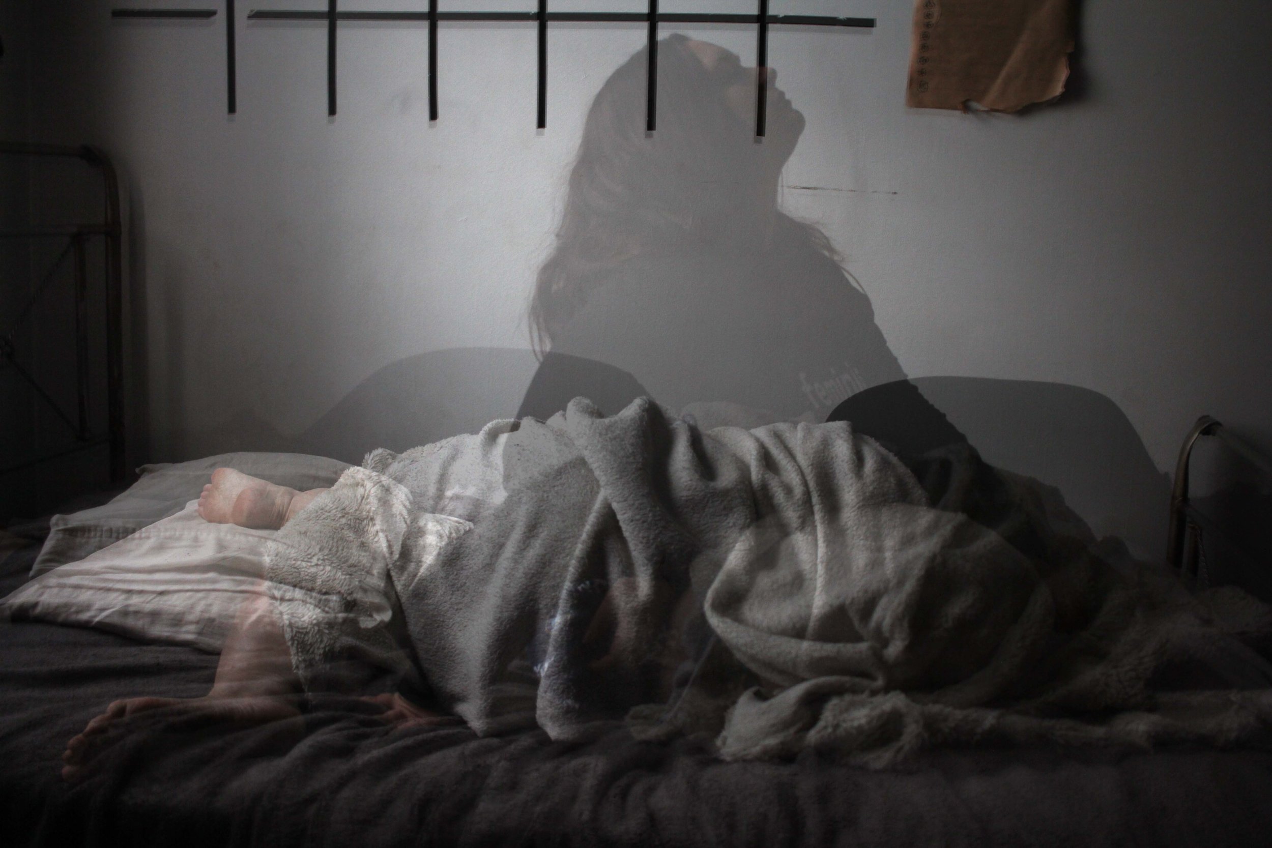 Natural Ways to Sleep Better During Pregnancy: A Holistic Guide for Mamas-to-Be