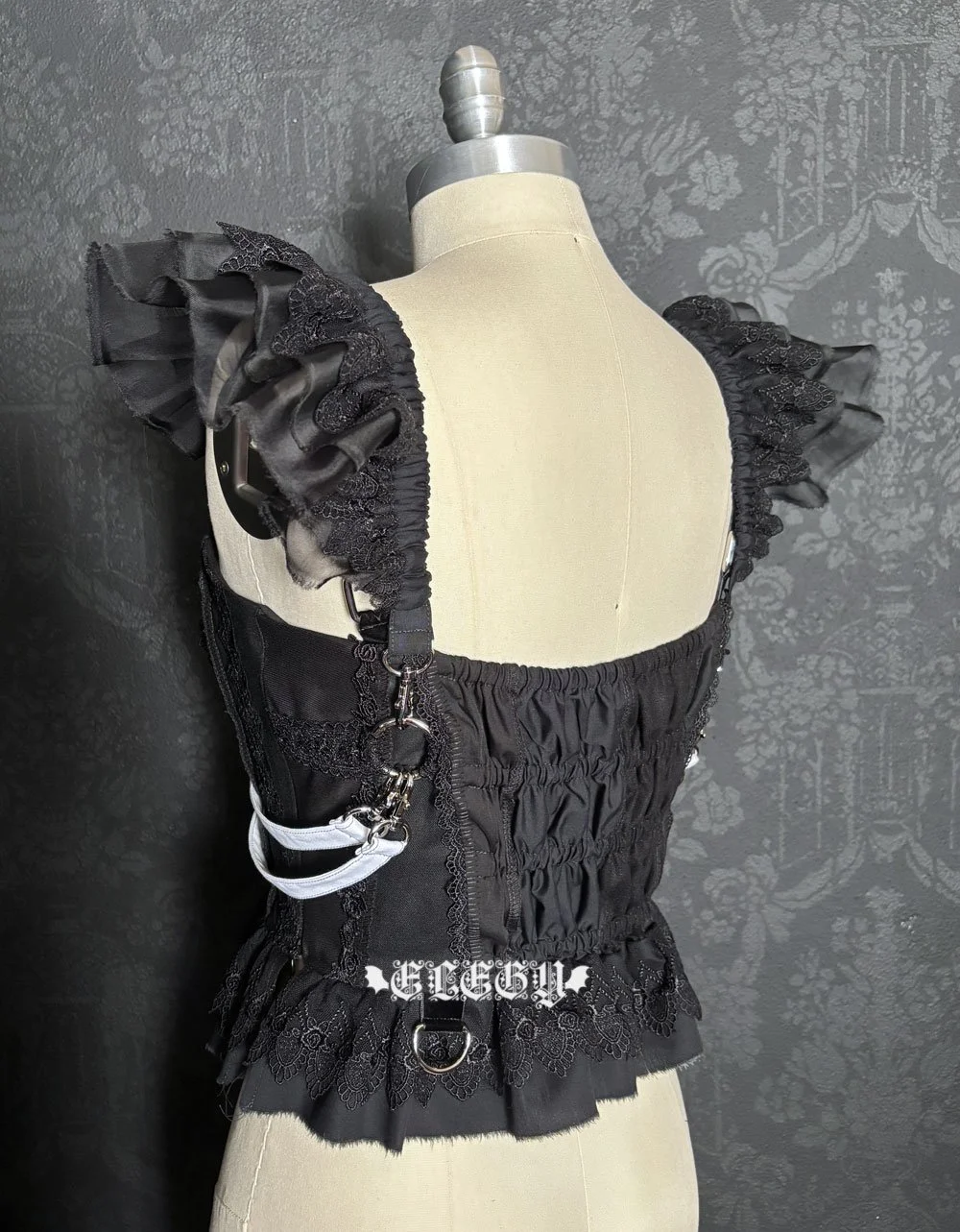 garbagebustier007d.jpg