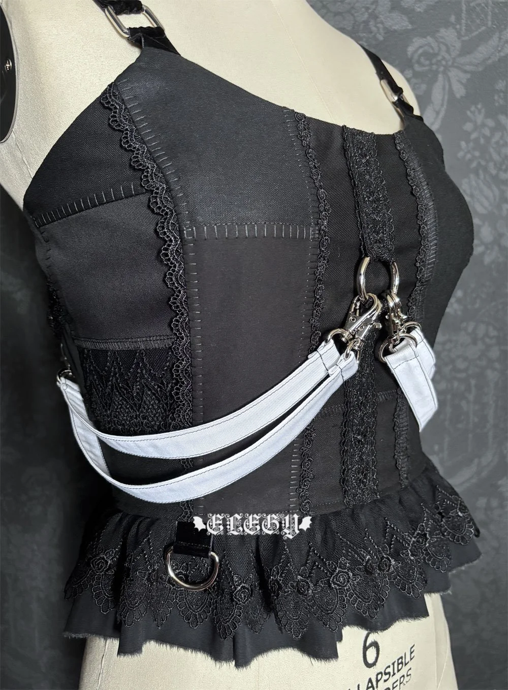 garbagebustier007p.jpg