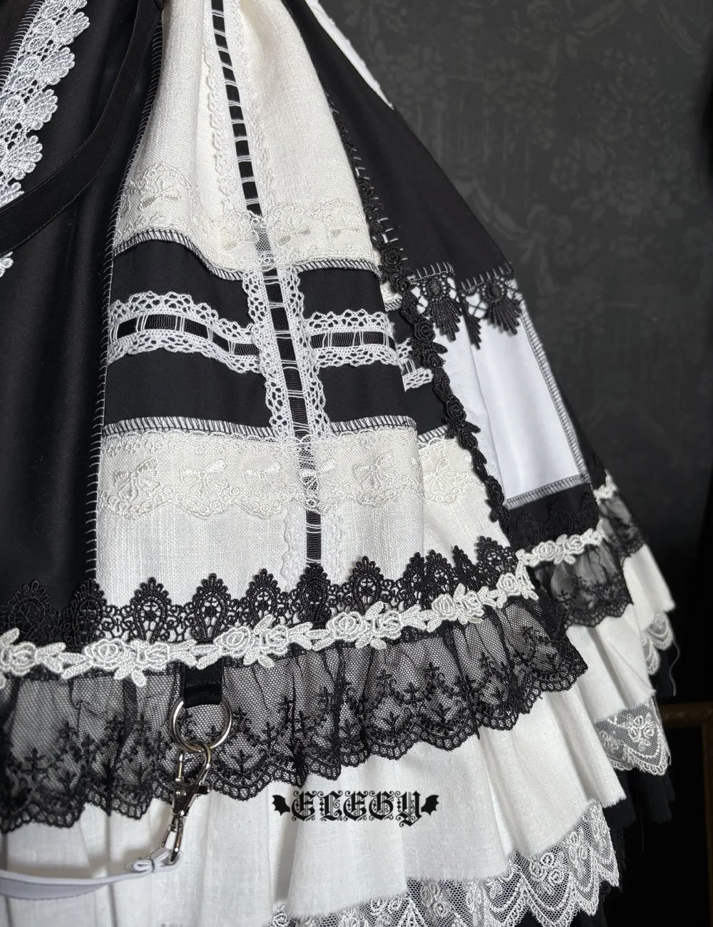 garbageskirt010i.jpg
