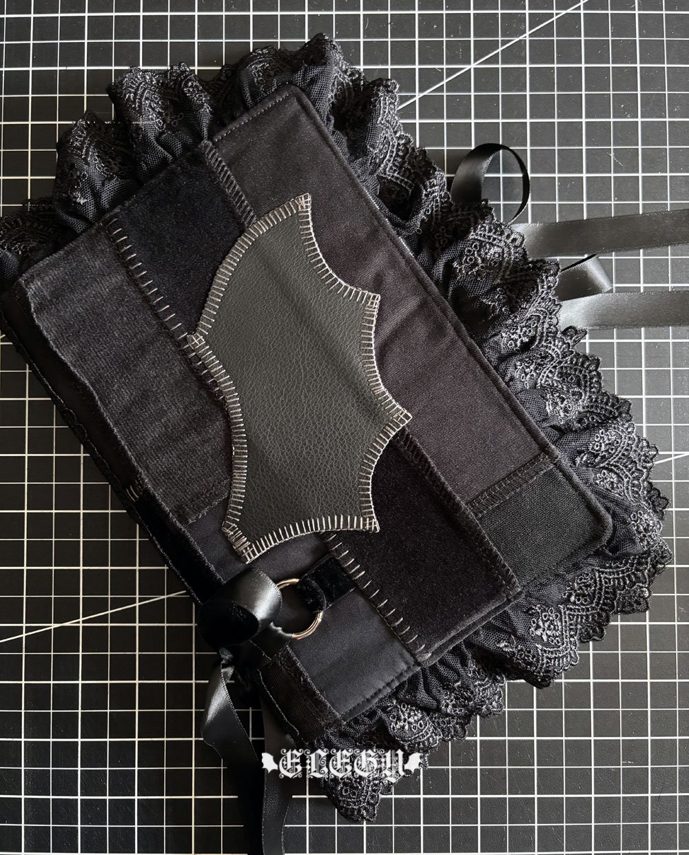 a5cover8a.jpg