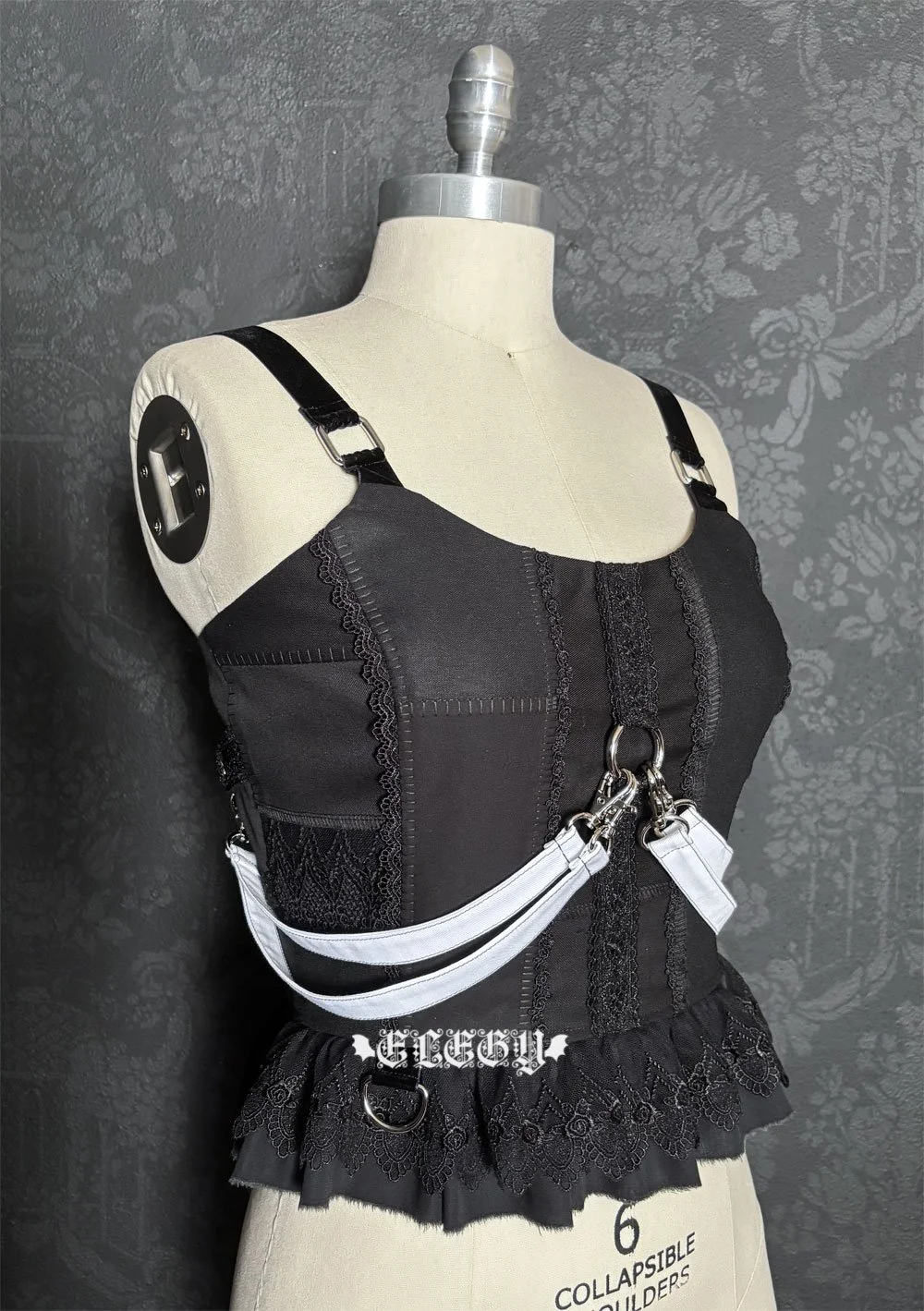 garbagebustier007n.jpg