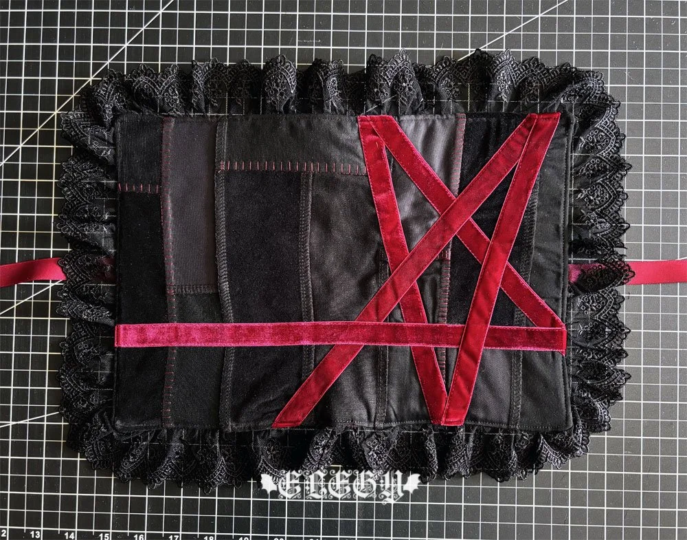 a5cover9d.jpg