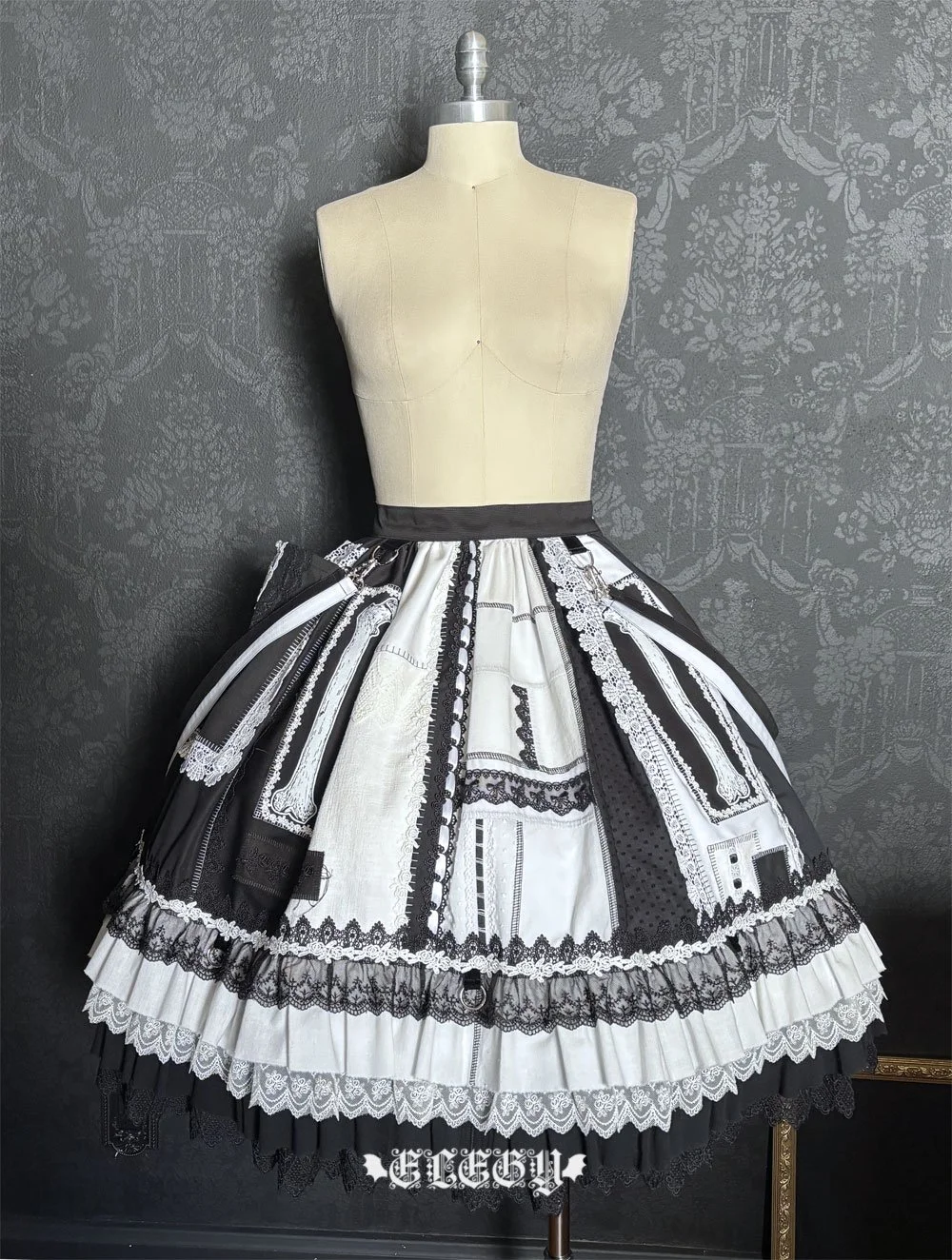 garbageskirt010a.jpg
