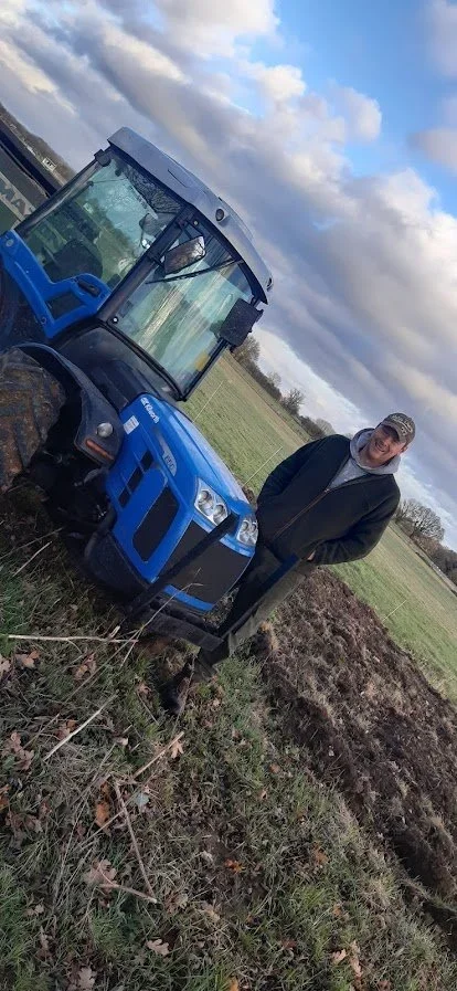 farmer+creating+wildflower+meadow+in+strstford+upon+avon.webp