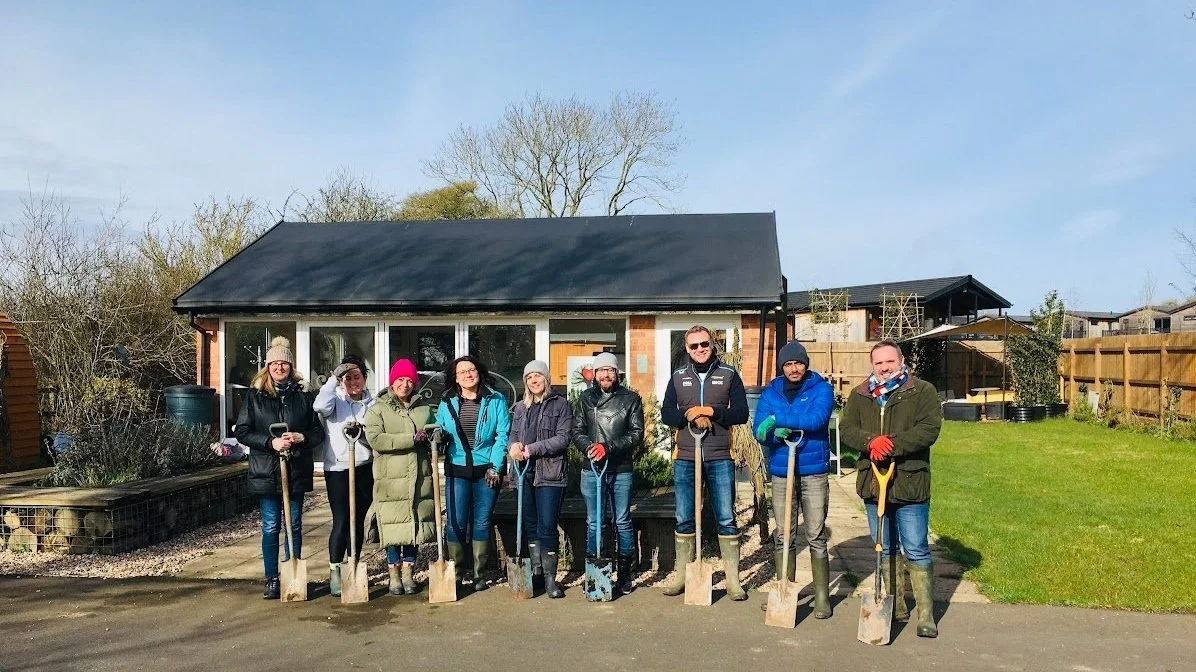 Corporate+tree+planting+in+Stratford-upon-Avon+with+Confex+Ltd.jpg