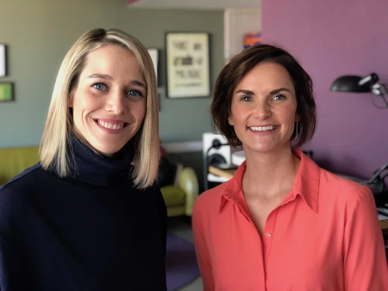 TV-Host Mariella Gittler und Expertin Monika Schmiderer in DOKeins am 18.04.2019 in ORF 1 um 20:15 Uhr