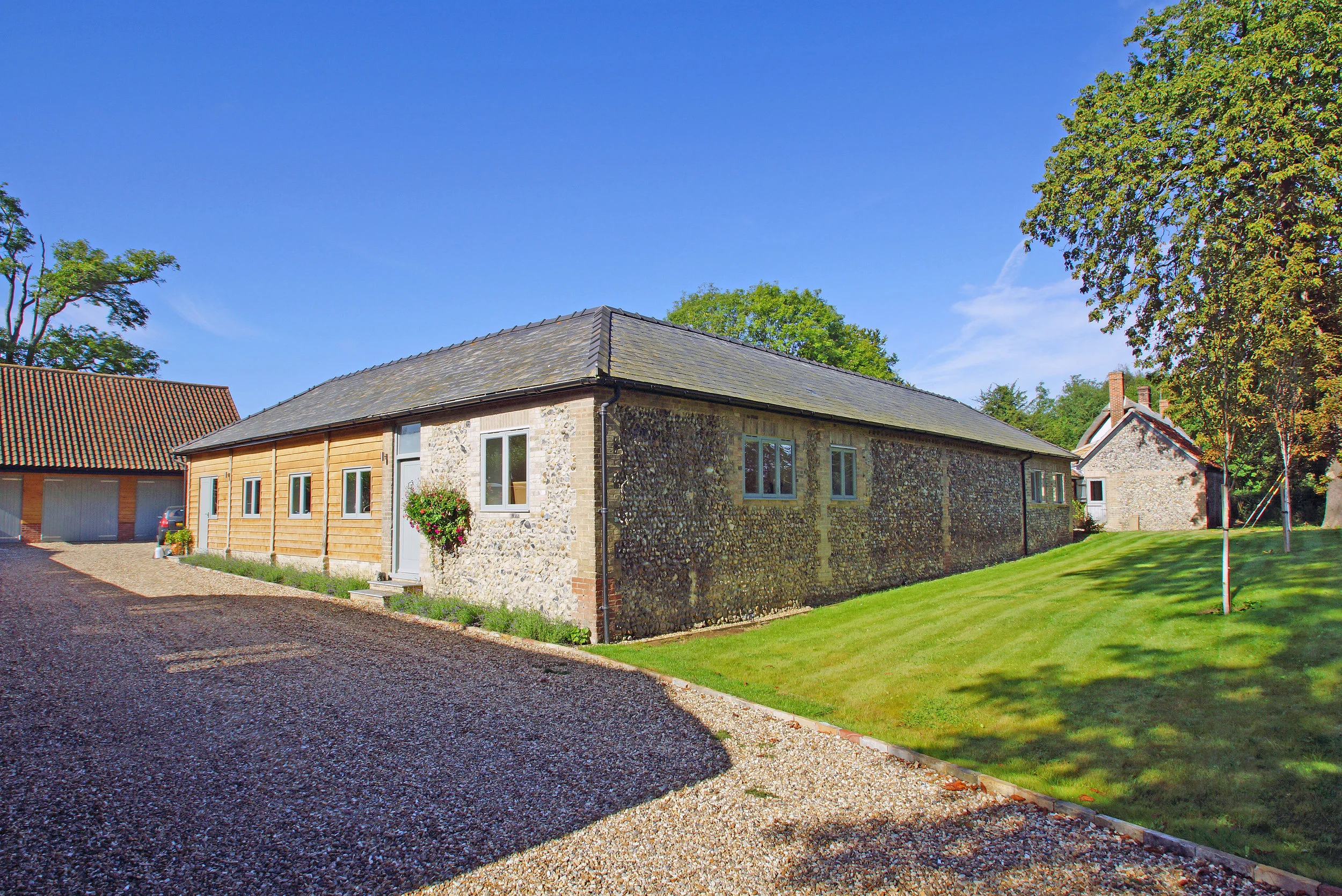 DSC09832 ad edit.jpg