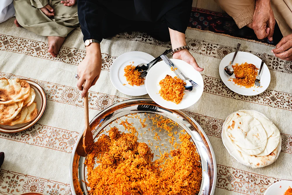 invited to eat at a foreigners home.jpg