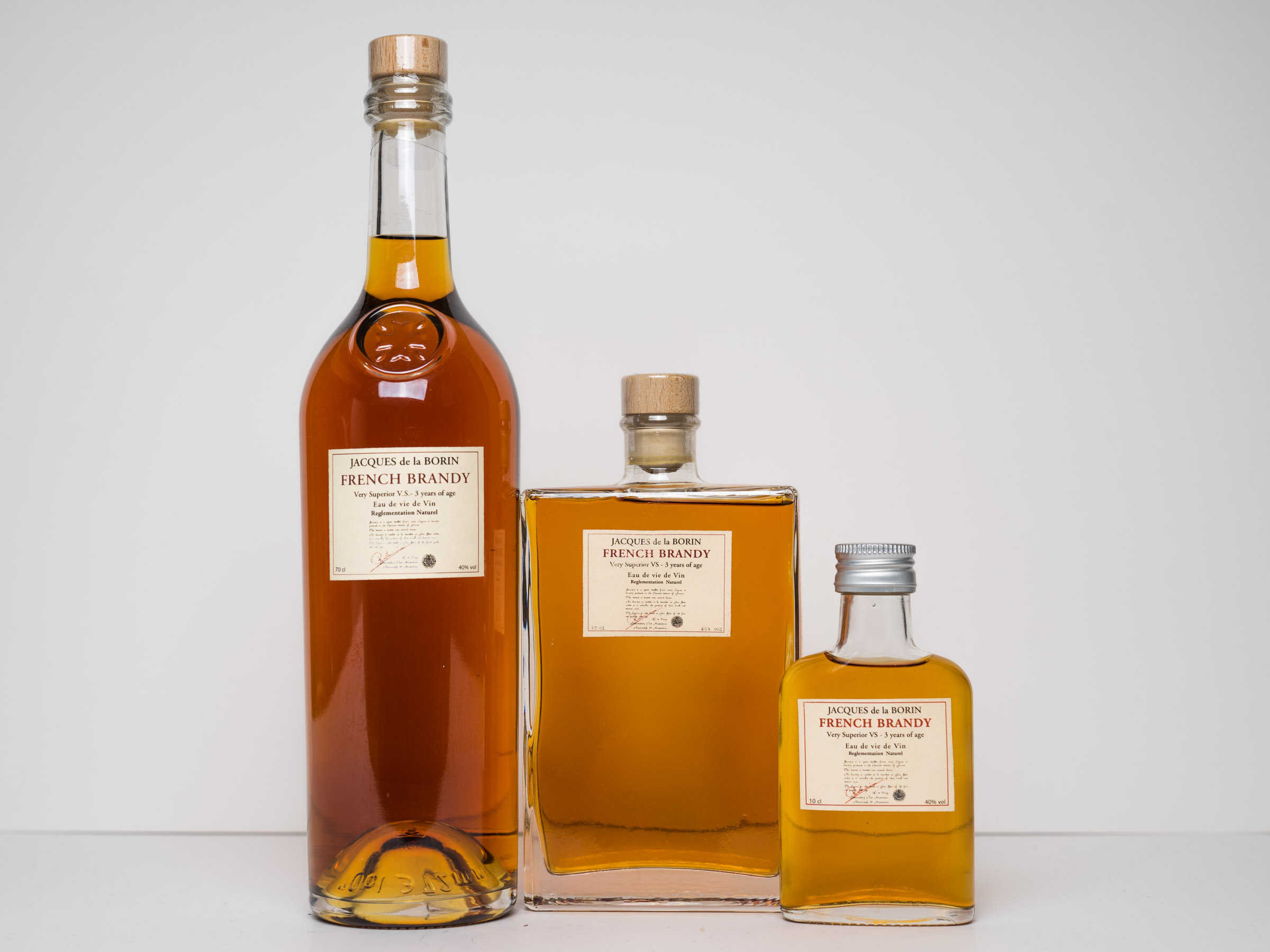 BRANDY JACQUES DE LA BORIN 0,7 l. € 29,95 0,35 l. € 14,95 0,10 l. € 5,95