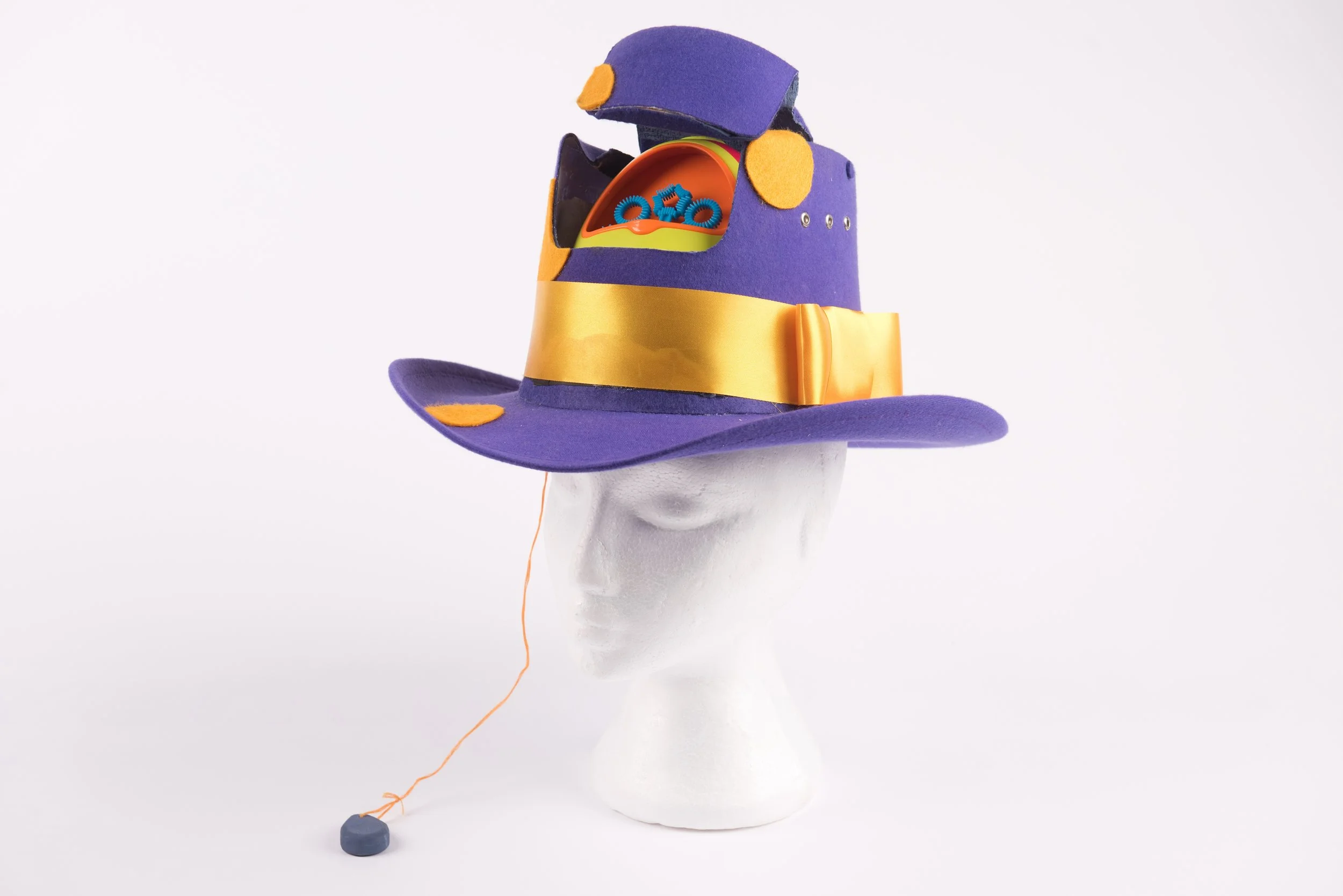 bubble hat.jpg