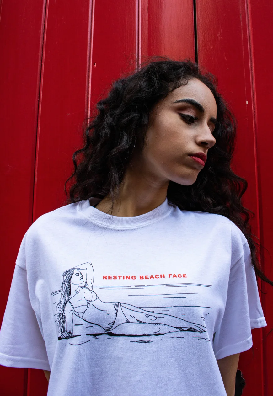 Resting Beach Face Womens Detail.jpg