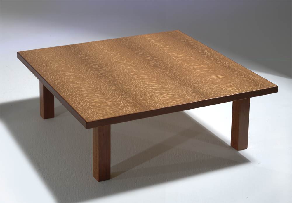 lounge-table.png