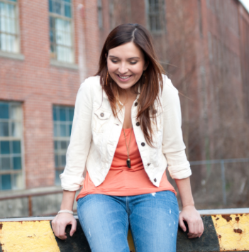 Canon vs. Nikon: Carlee