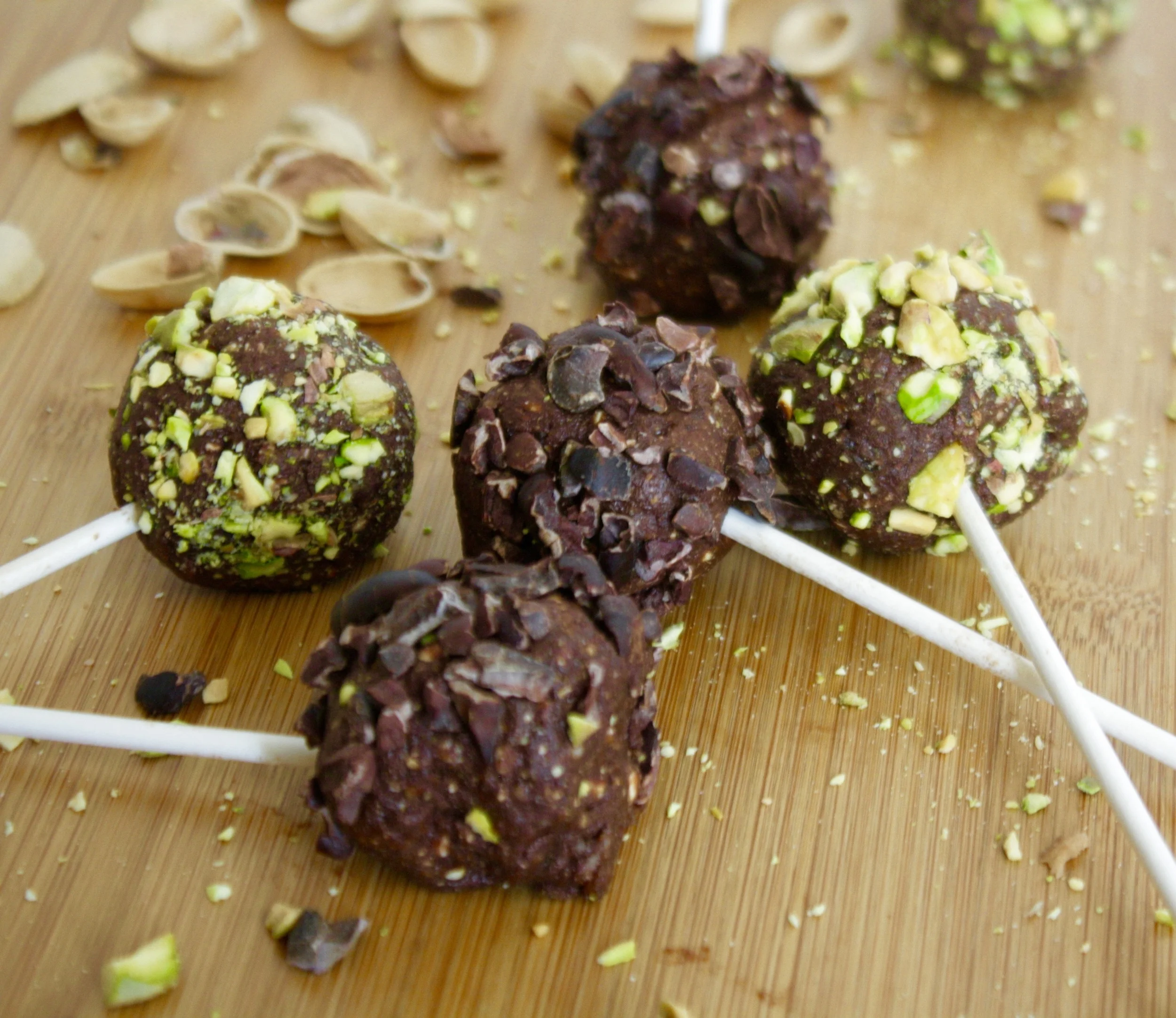 Raw Vegan Cake Pops