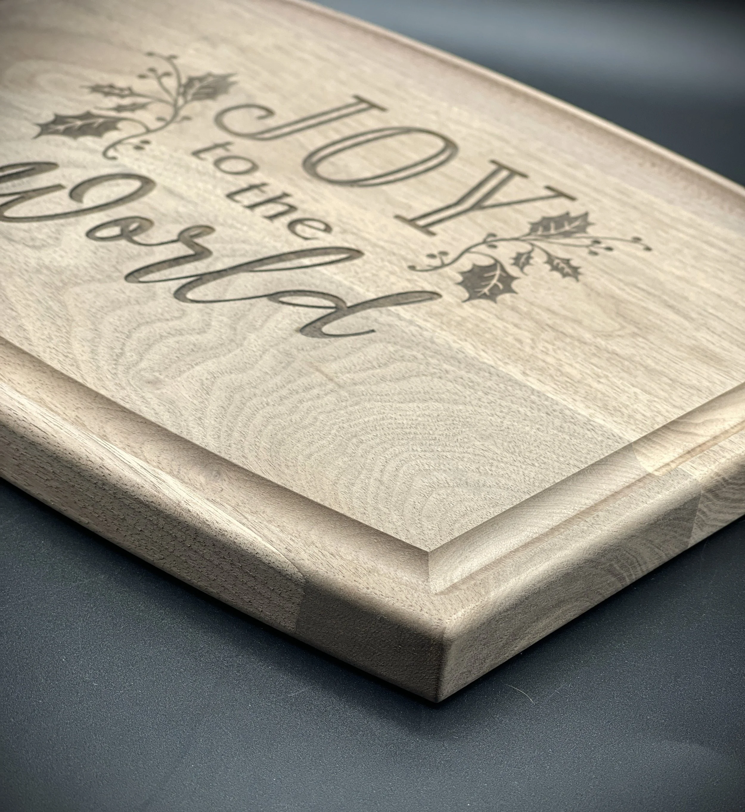 12x9in Curved Edge with Groove Cutting Board