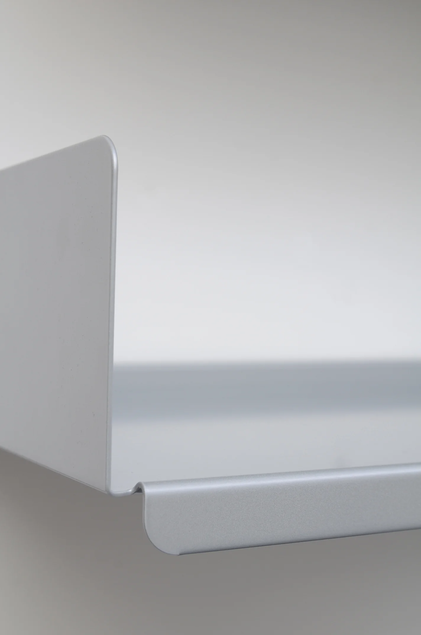 Dieter_Rams_606_Regalsystem_Moebel-Perdu_Vitsoe_Metall_12.jpg