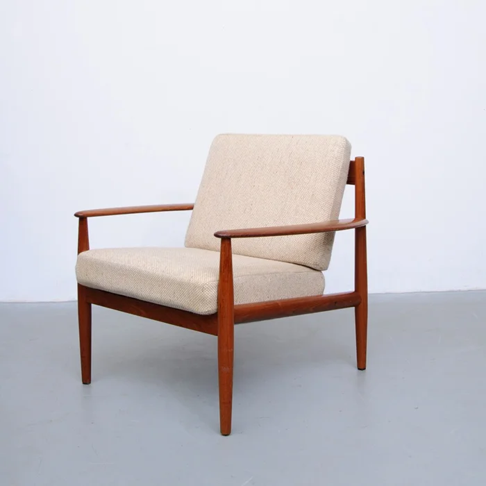 Grete-Jalk-Teak-Sessel-France-and-Son-1.jpg
