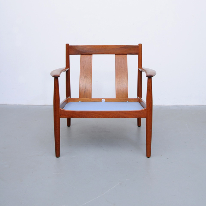 Grete-Jalk-Teak-Sessel-France-and-Son-3.jpg
