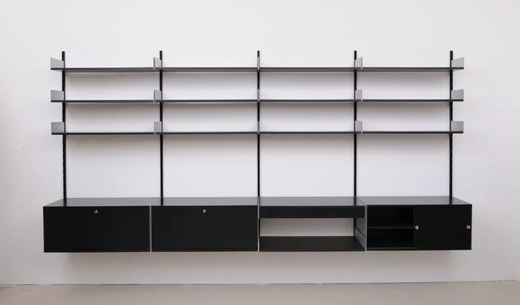 Dieter-Rams-Regalsystem-606-schwarz-Aluminum-siber-Regal-1.JPG