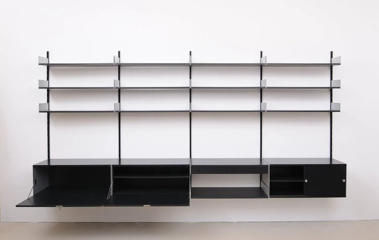 Dieter-Rams-Regalsystem-606-schwarz-Aluminum-siber-Regal-2.JPG