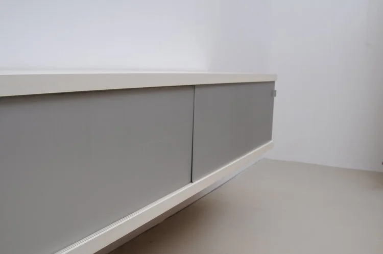 Horst-Brüning-Behr-Sideboard-weiss-Aliminiun-Wandsideboard-10.JPG
