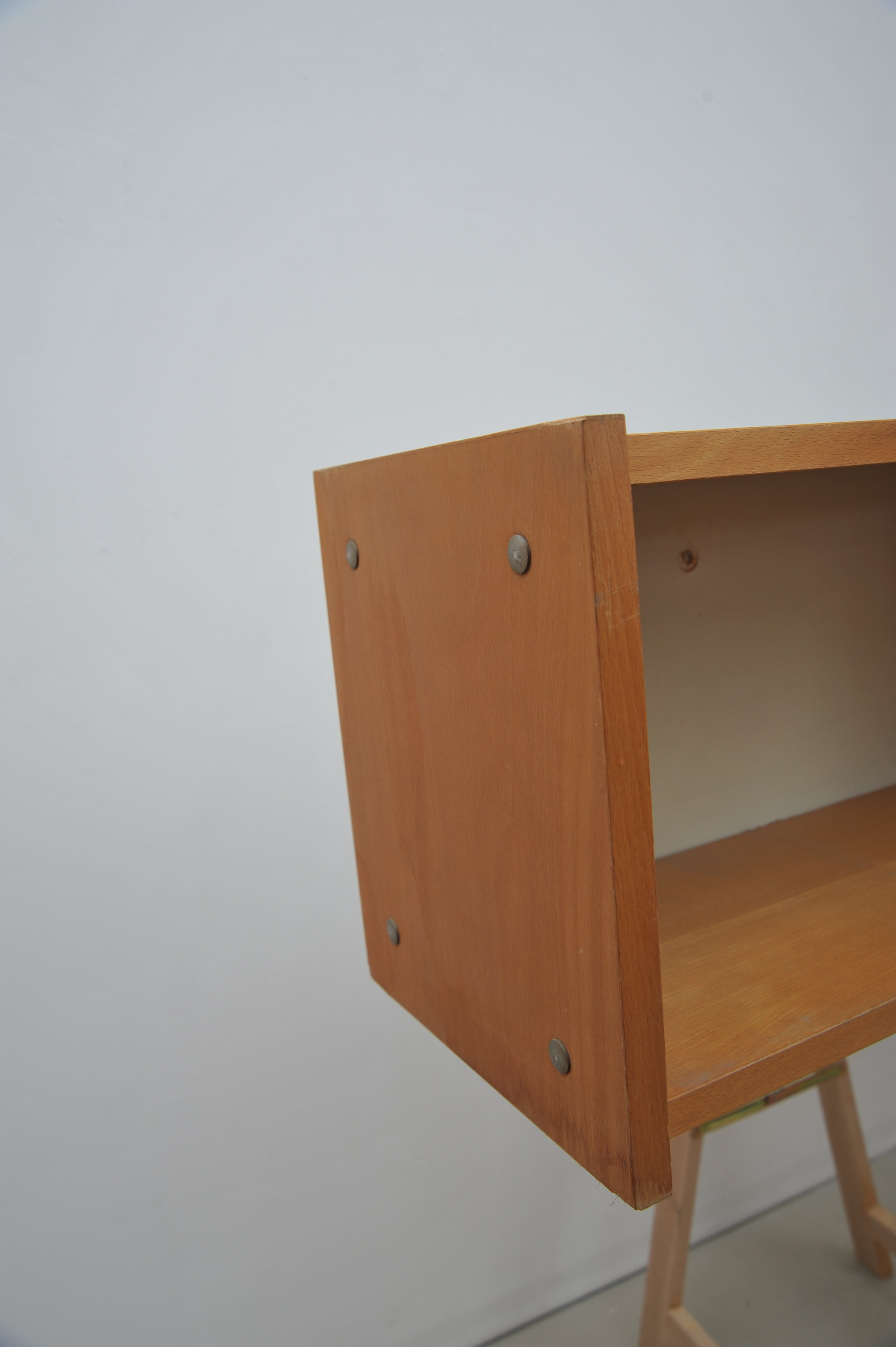 Dieter-Rams-Otto-Zapf-Alu-Regal-RZ57-7.JPG