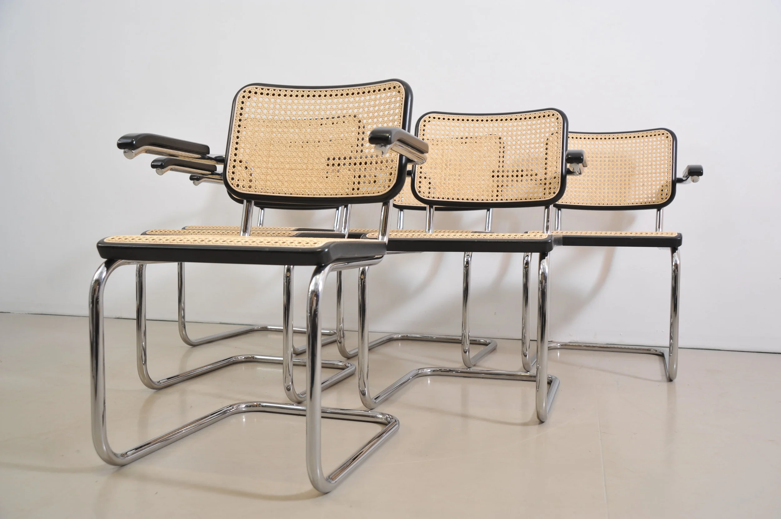 Thonet-S64-Freischwinger-Marcel-Breuer-9.JPG
