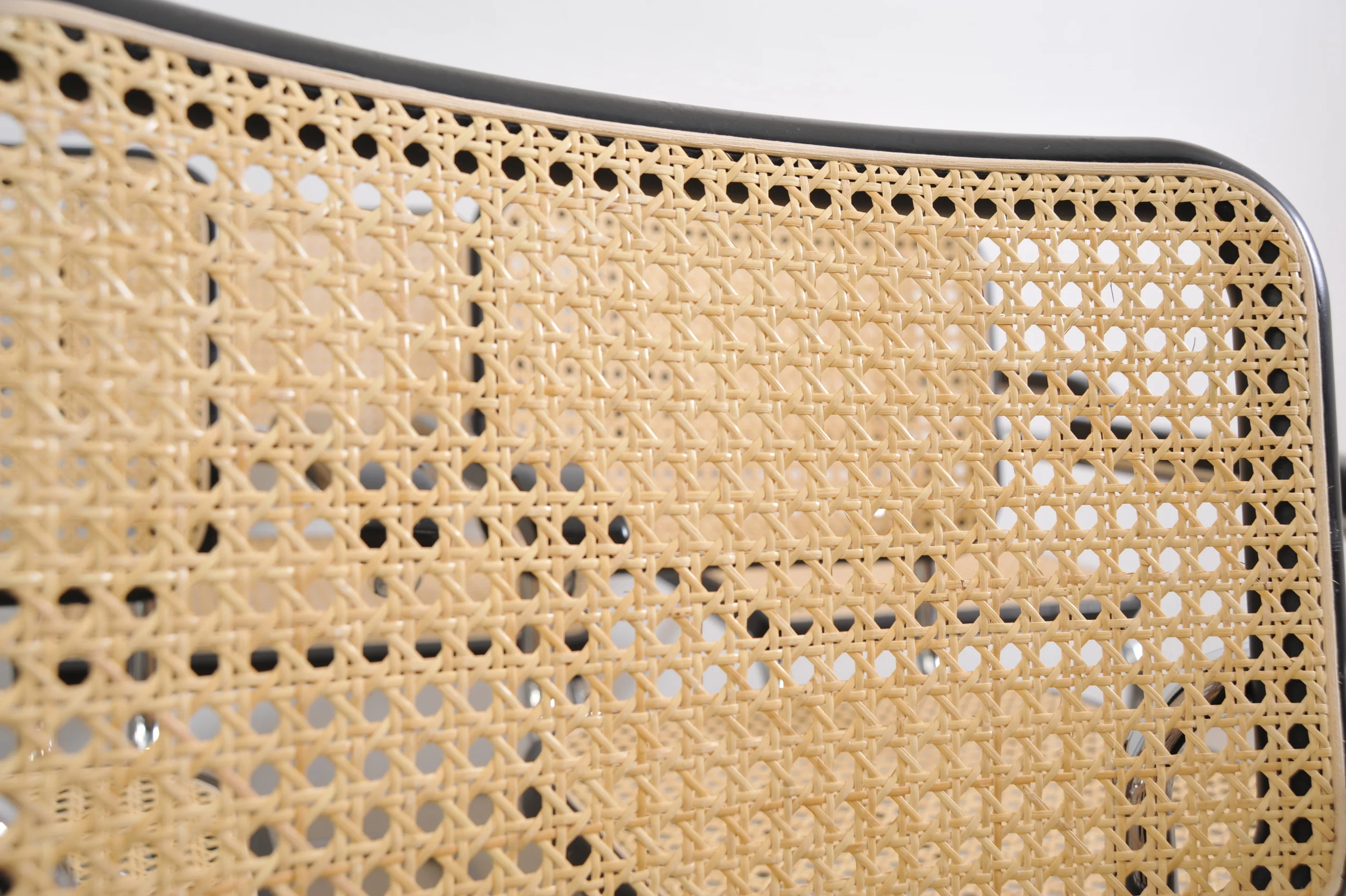 Thonet-S64-Freischwinger-Marcel-Breuer-10.JPG