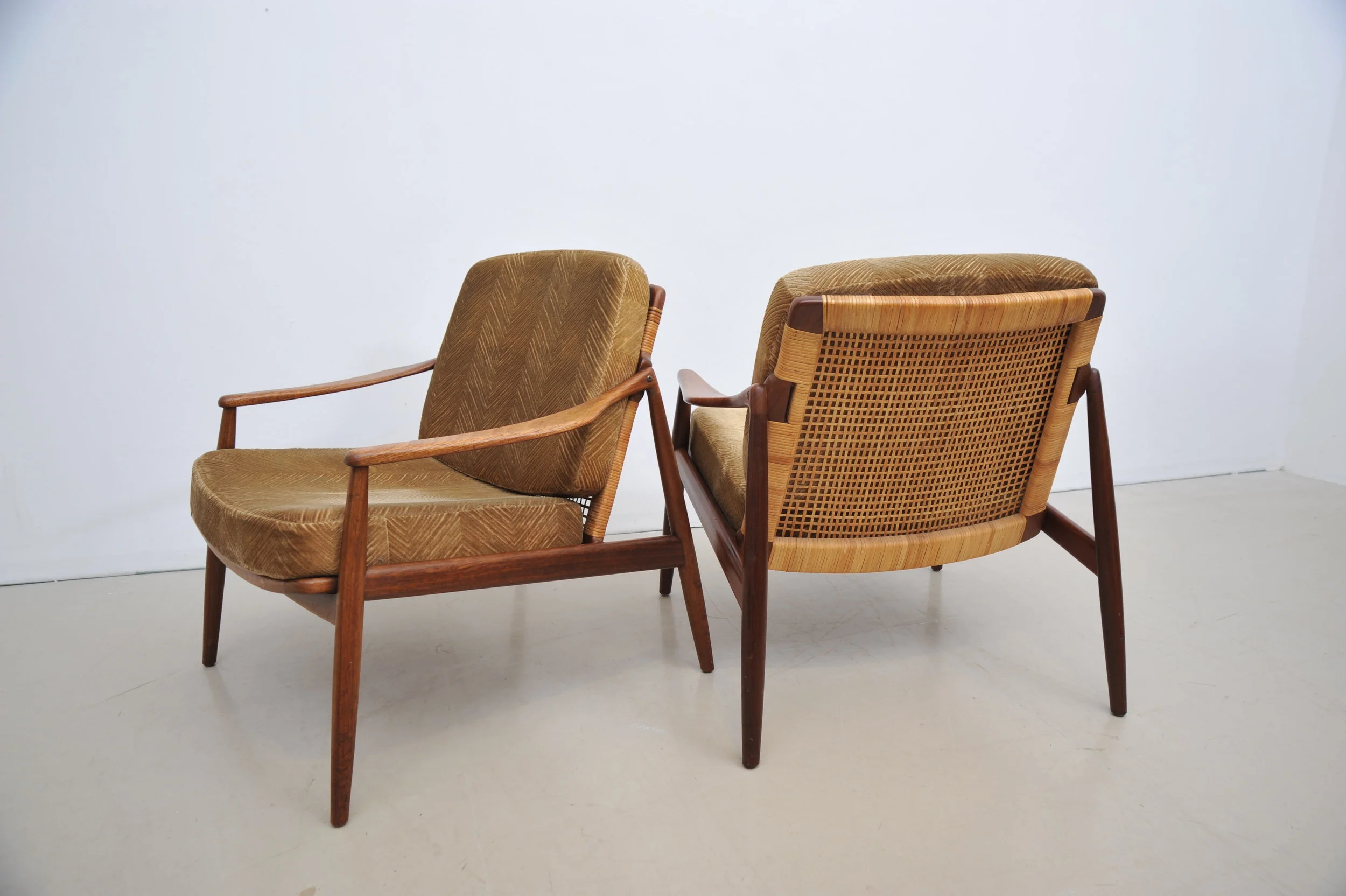 hartmut-lohmeyer-wilkhan-modell400-teak-sessel-5.JPG