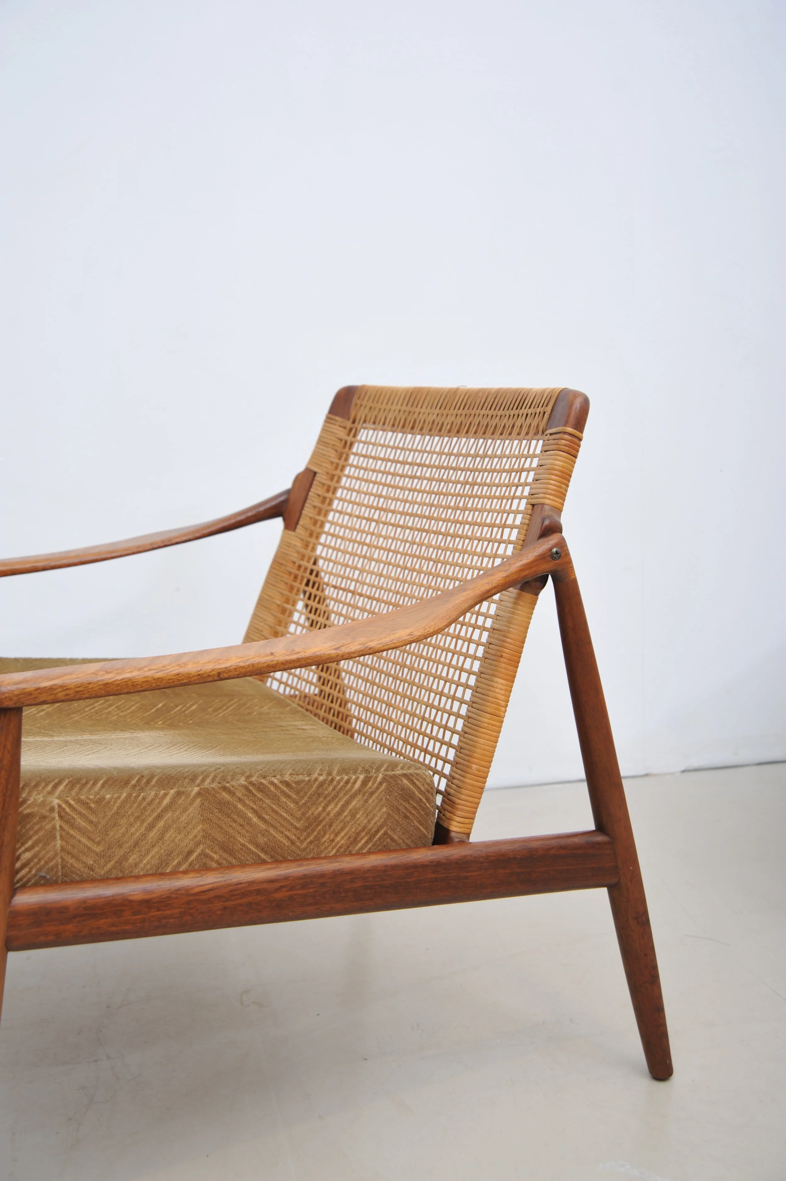 hartmut-lohmeyer-wilkhan-modell400-teak-sessel-8.JPG