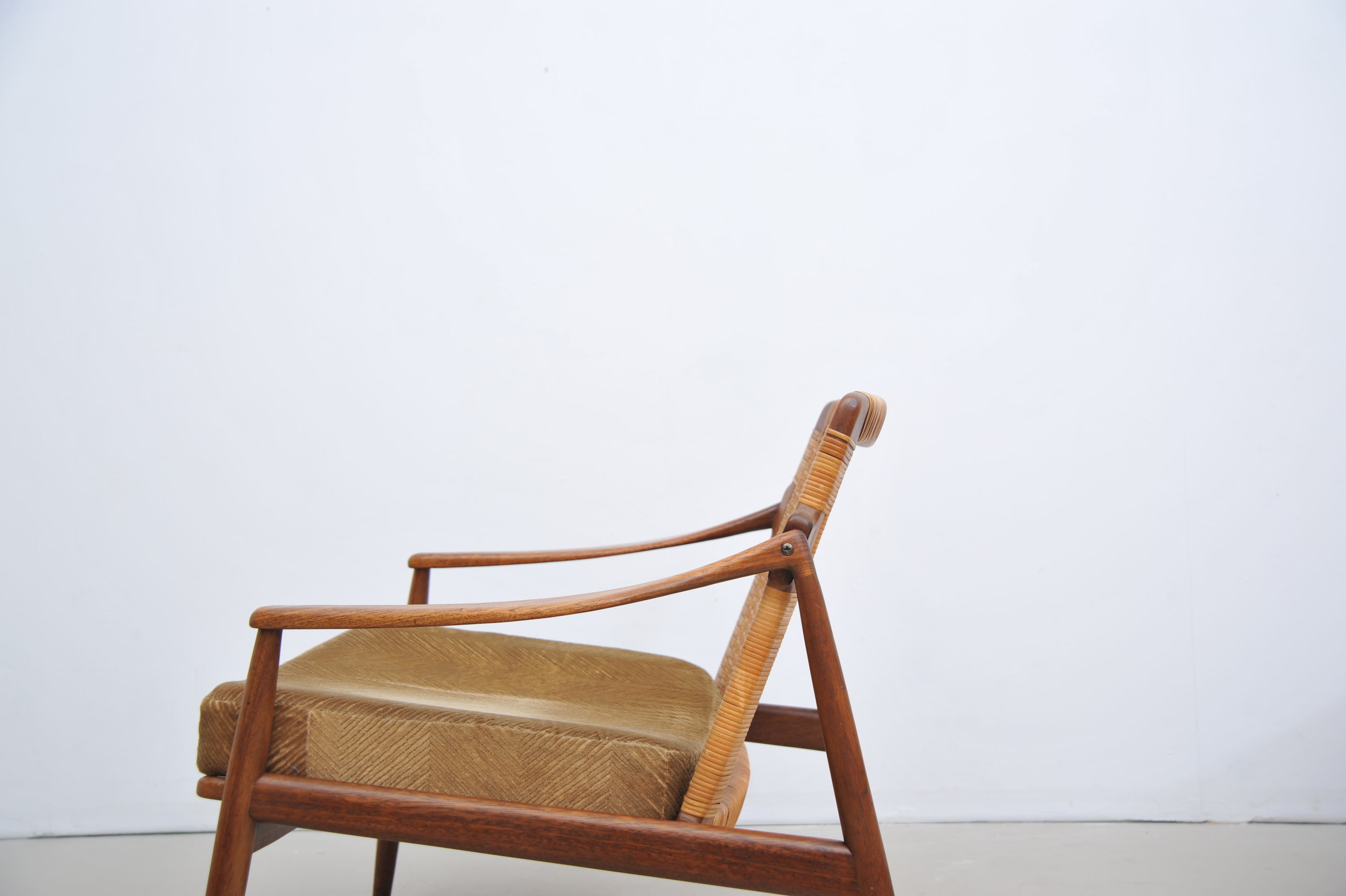hartmut-lohmeyer-wilkhan-modell400-teak-sessel-10.JPG