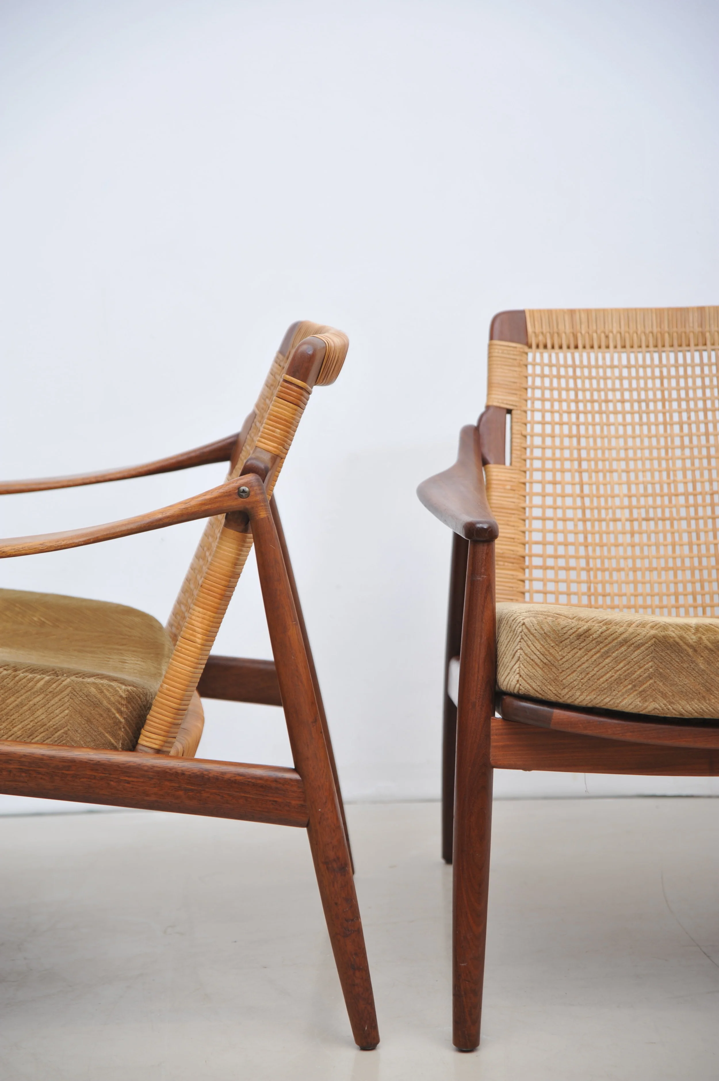 hartmut-lohmeyer-wilkhan-modell400-teak-sessel-16.JPG