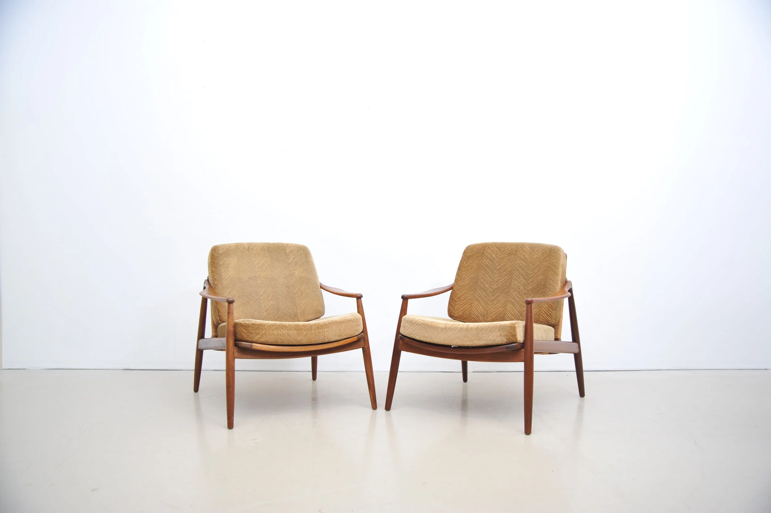 hartmut-lohmeyer-wilkhan-modell400-teak-sessel-25.JPG