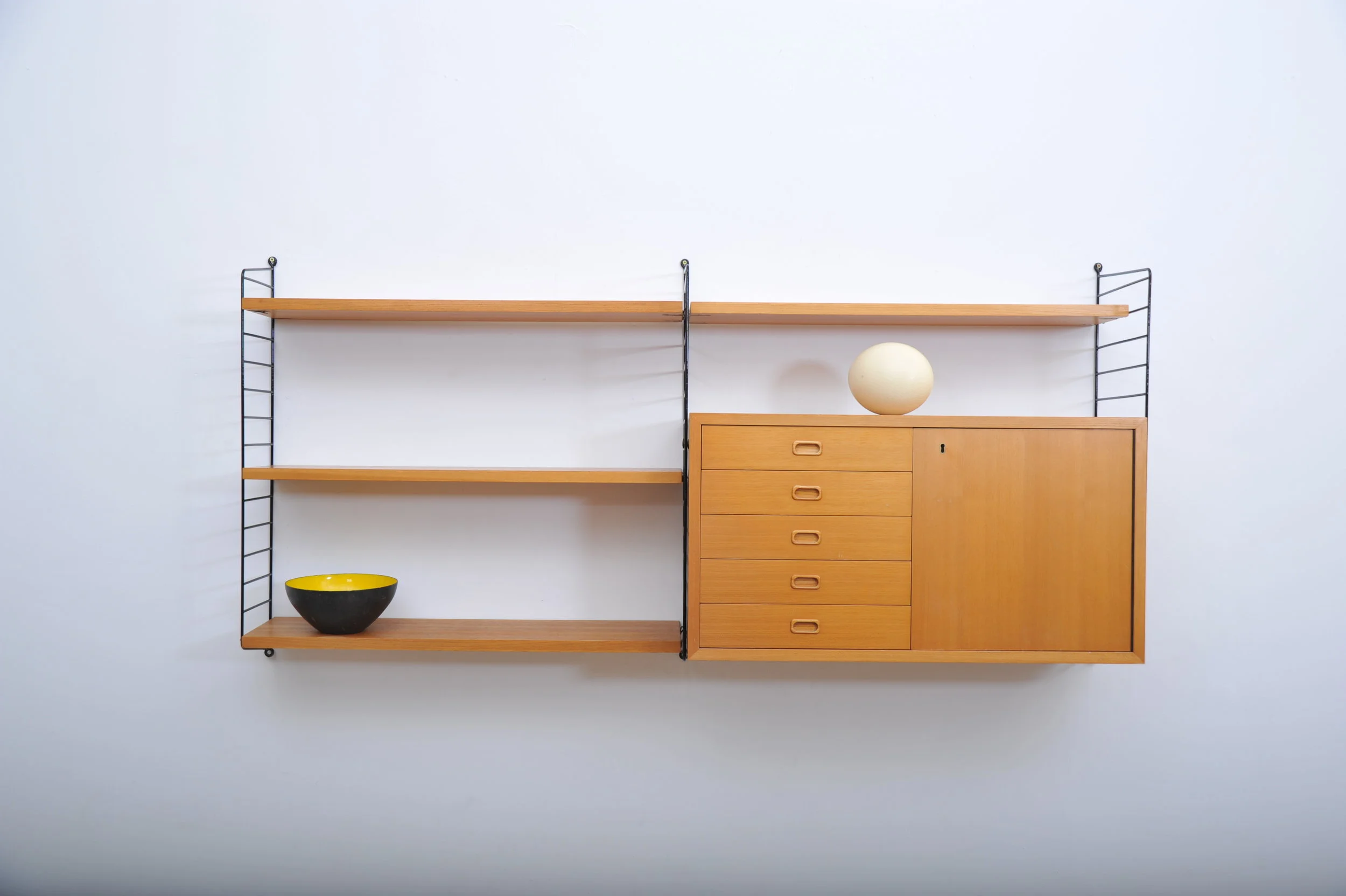 Regalsystem-Kajsa-Nisse-Strinning-String-midcentury-wandregal-leitern-32.JPG