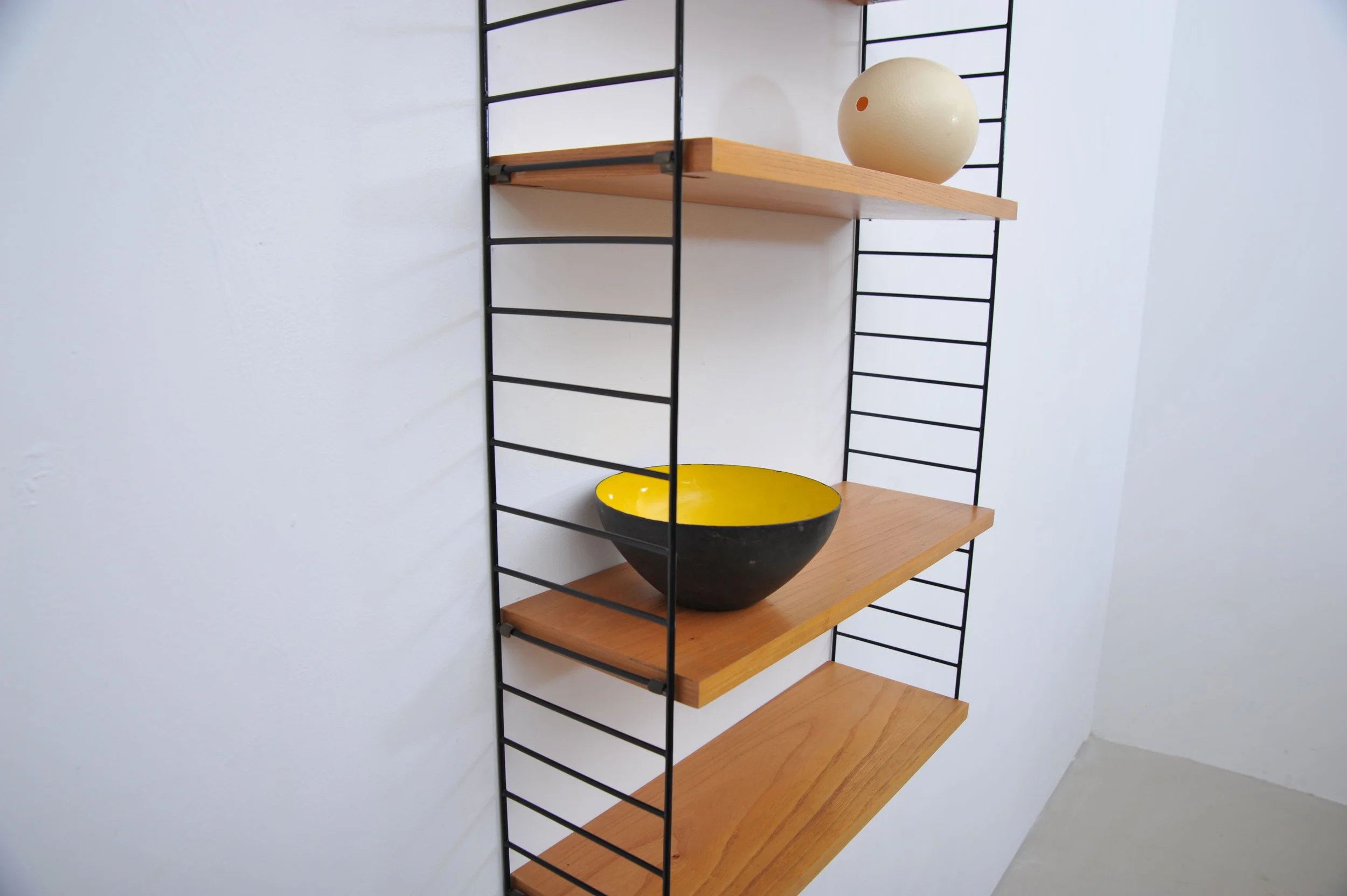 Regalsystem-Kajsa-Nisse-Strinning-String-midcentury-wandregal-leitern-43.JPG