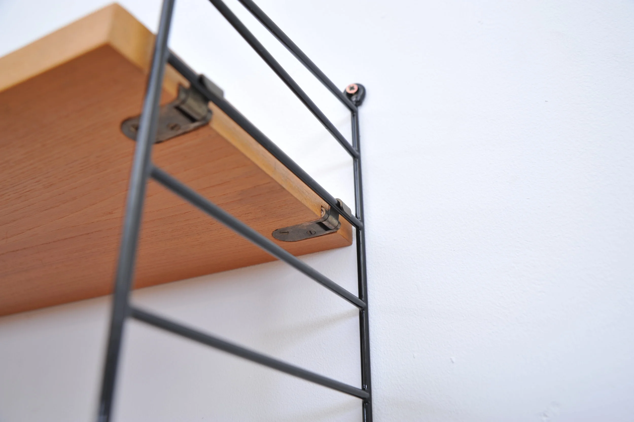 Regalsystem-Kajsa-Nisse-Strinning-String-midcentury-wandregal-leitern-48.JPG
