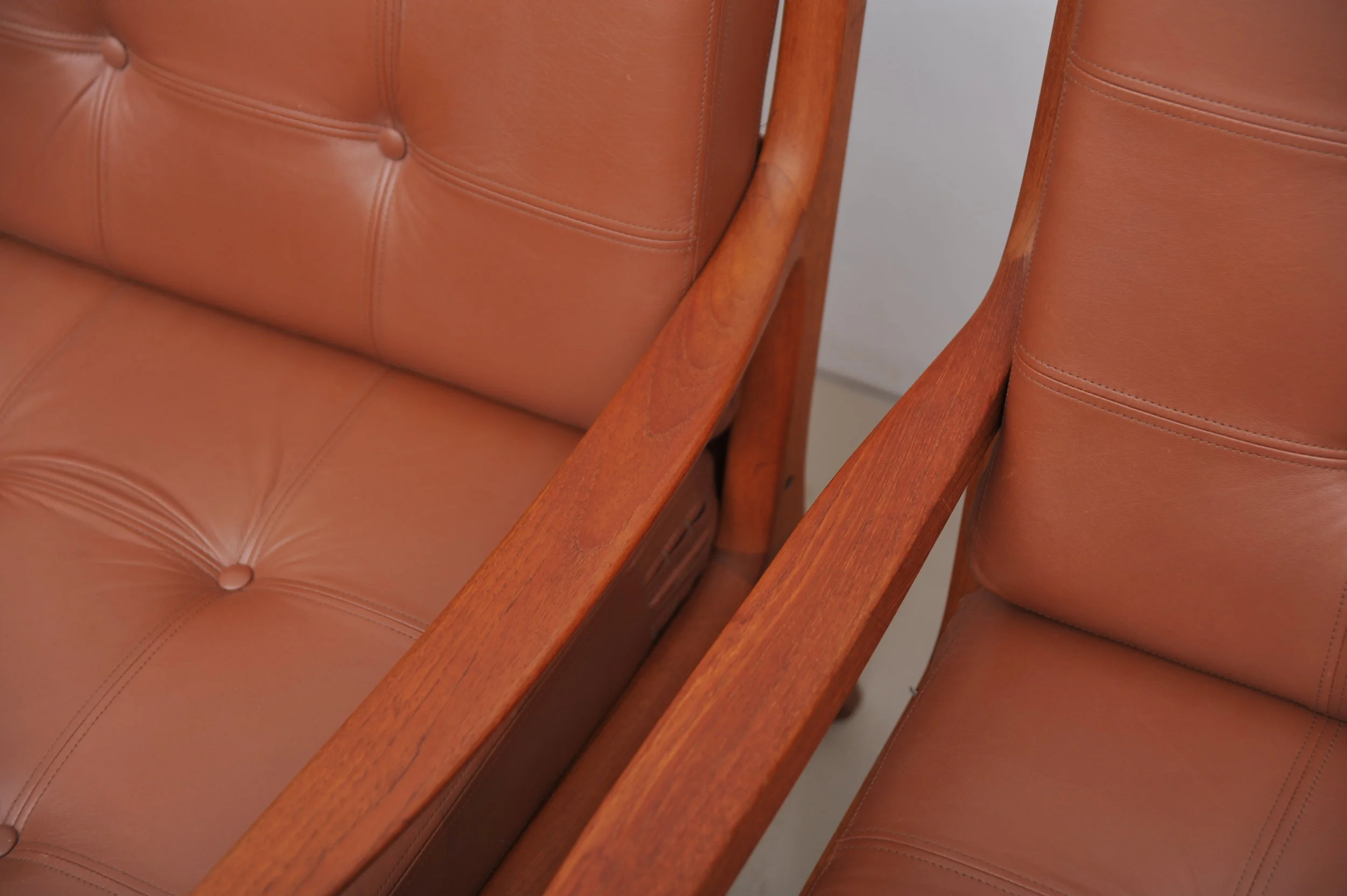 Ole-Wanscher-Senator-Sessel-Cado-France-Son-Leder-Modell-166-3.JPG