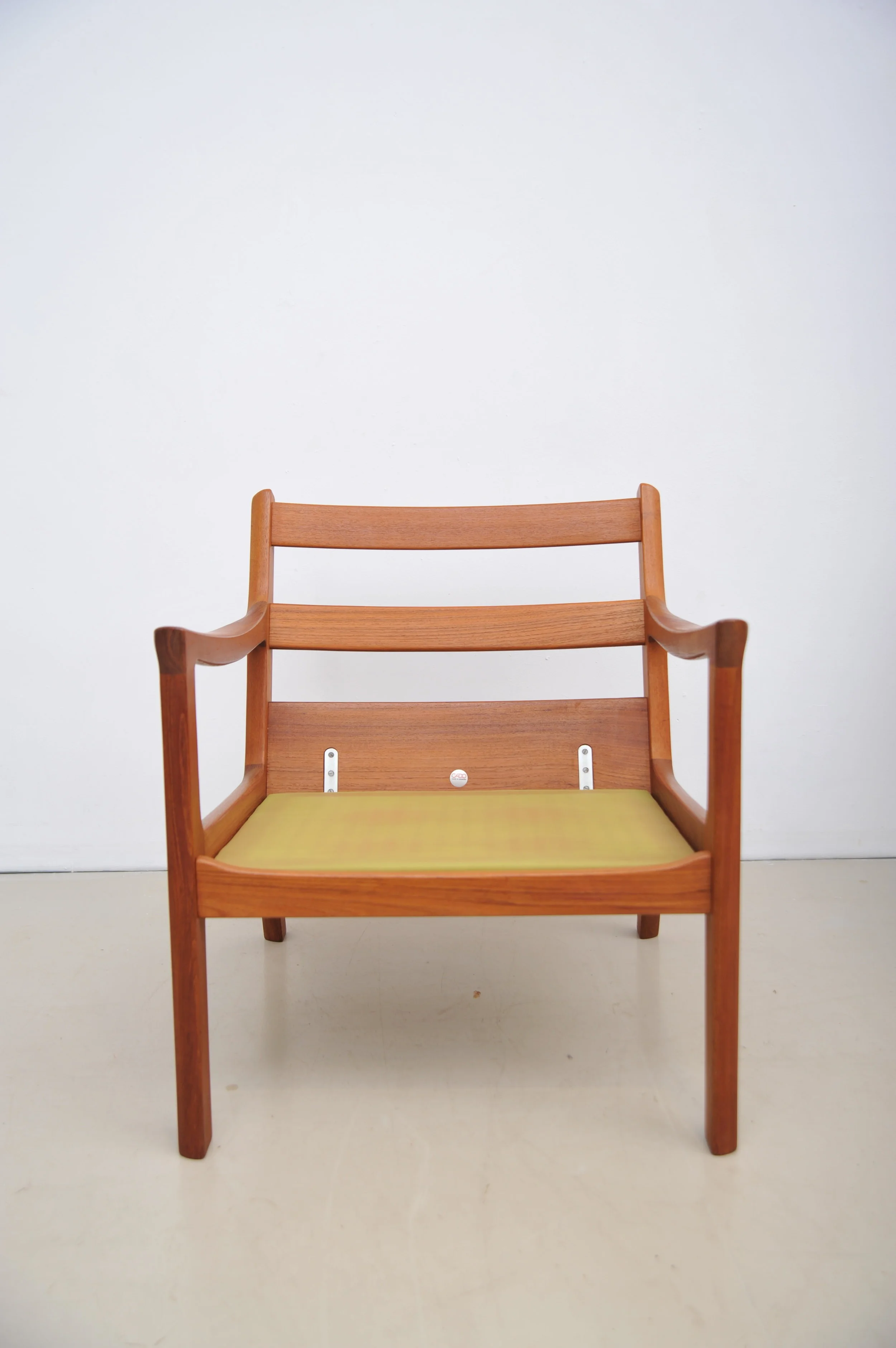 Ole-Wanscher-Senator-Sessel-Cado-France-Son-Leder-Modell-166-4.JPG