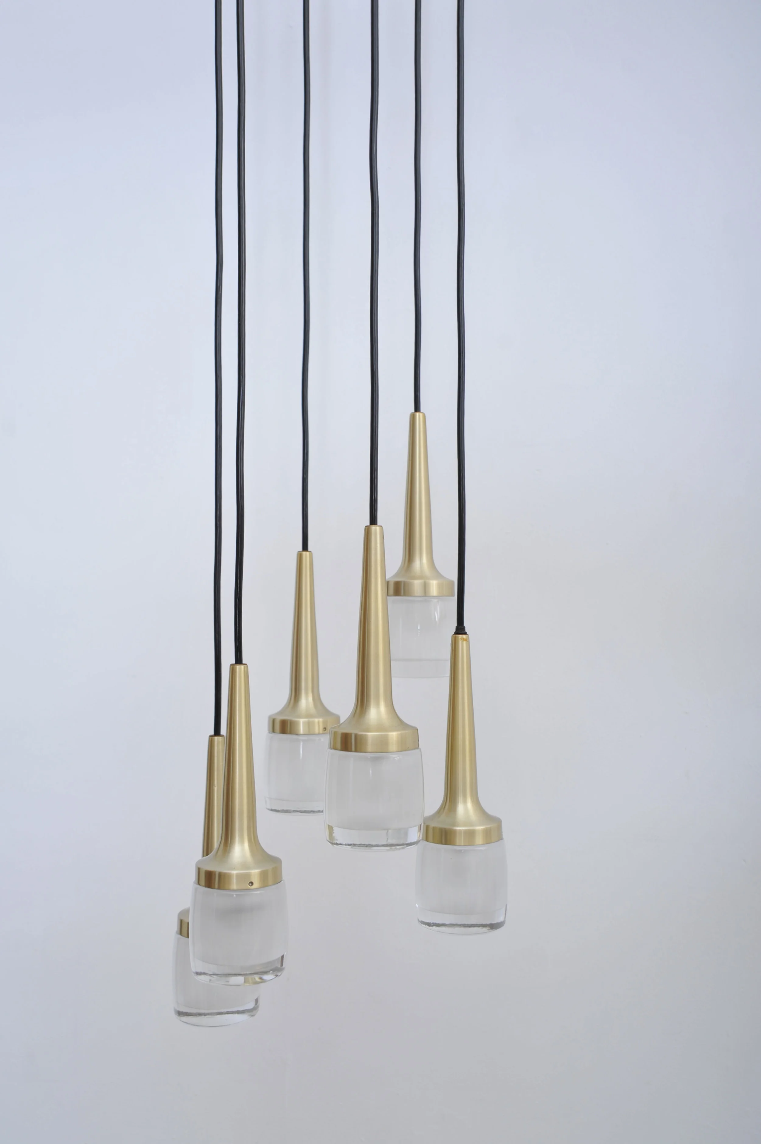 Staff-Leuchten-Kaskade-Deckenlampe-Glas-Gold-1.JPG