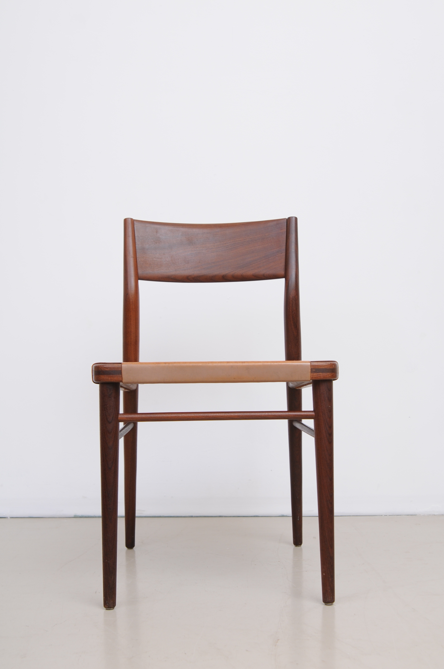 georg-leowald-esszimmerstuhl-351-wilkhahn-stuhl-deutsches-design-arcitekt-bauhaus-deutscher-werkbund-einer.JPG