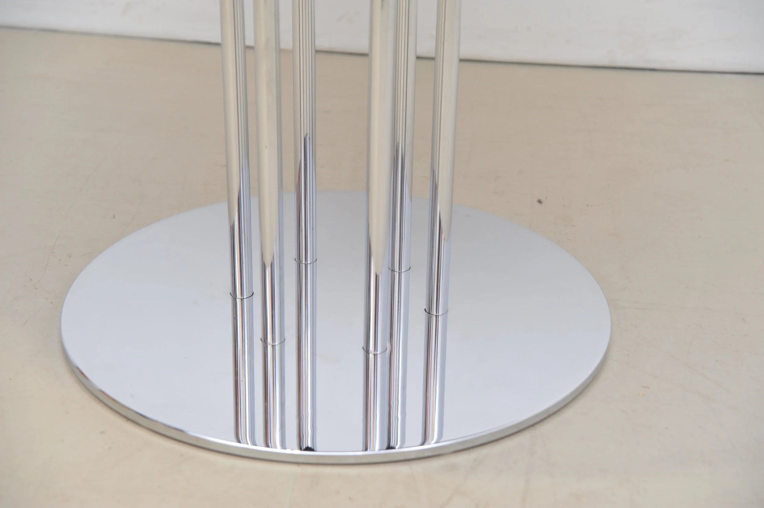 thonet-s1048-tisch-chrom-rund-esche-esstisch-gestell.JPG